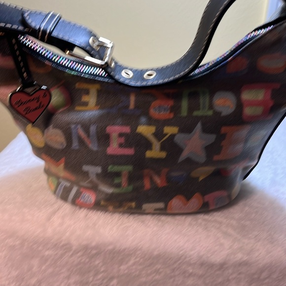 Bag Dooney and Bourke Multicolor fabric outside, red fabric inside keyring NWOT - Picture 1 of 9
